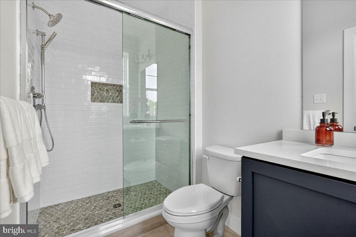 417 Isabelle Court #201 photo 41