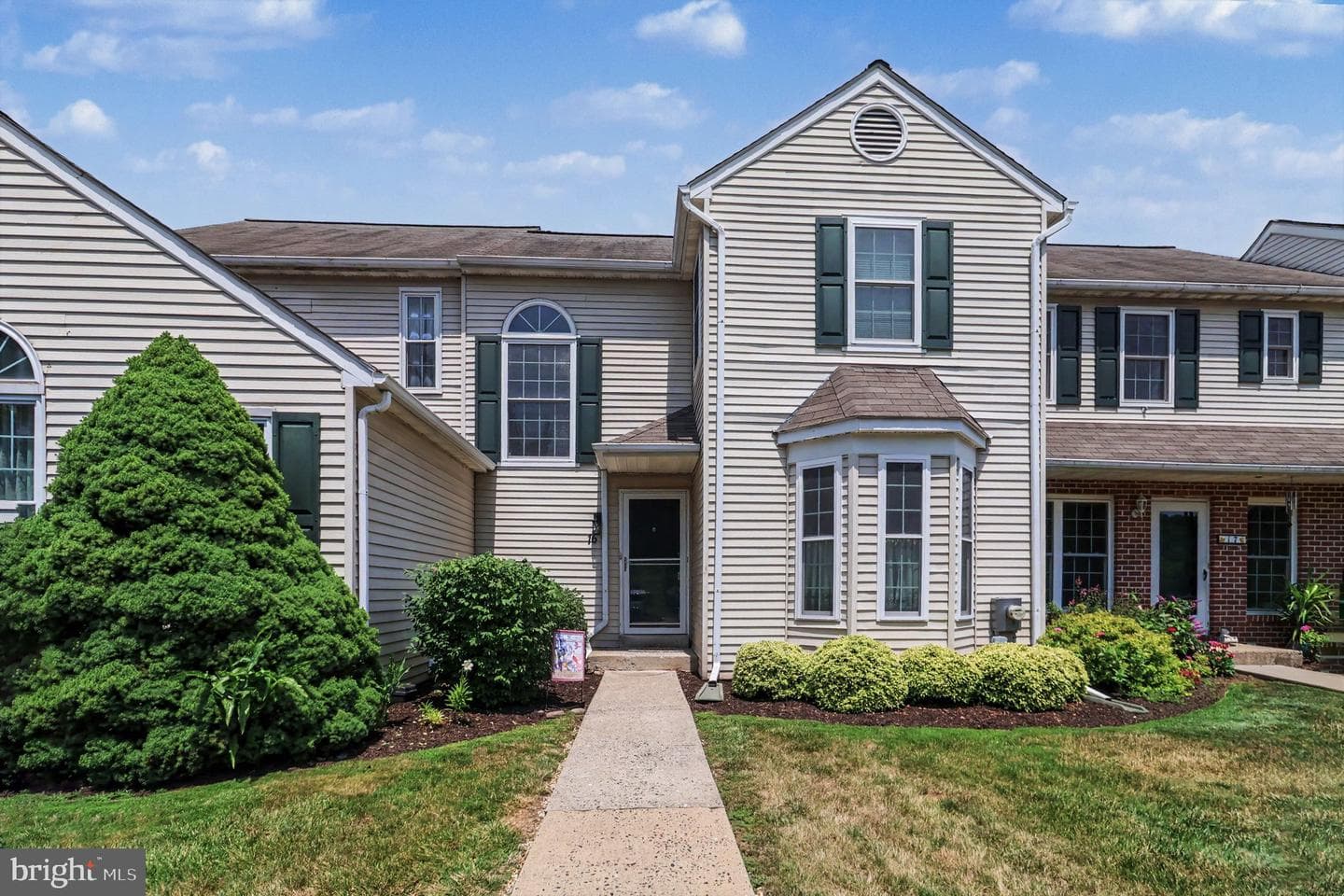 16 Village Drive photo 1