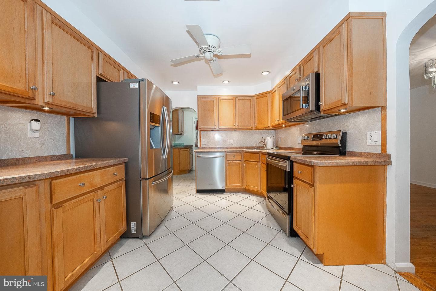 201 Abbeyview Avenue photo 12