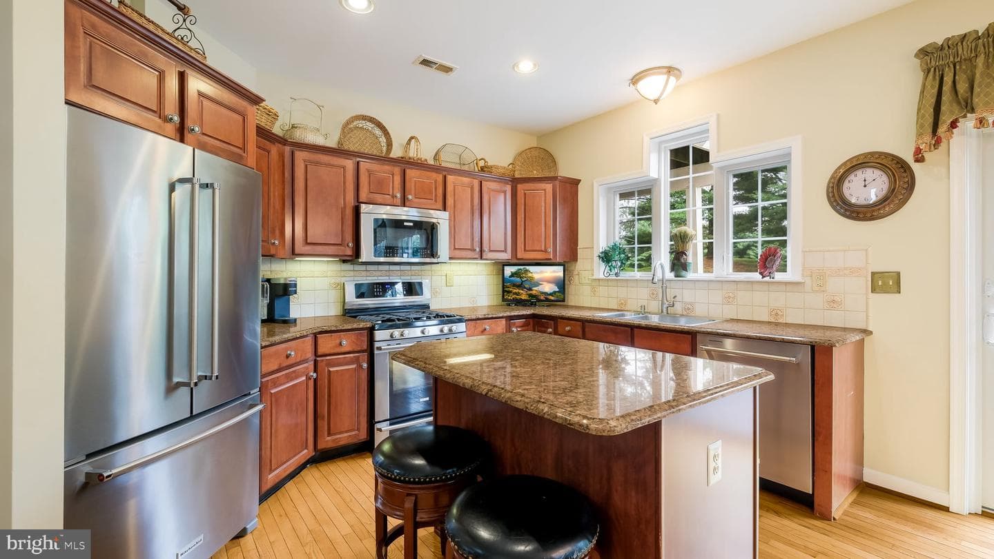 710 Talamore Drive photo 12
