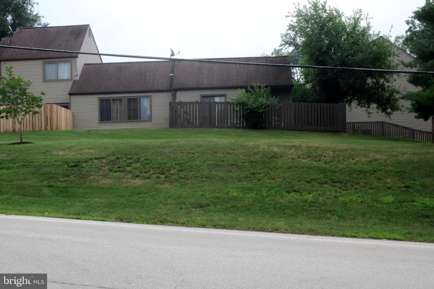 347 Bridge Street photo 5