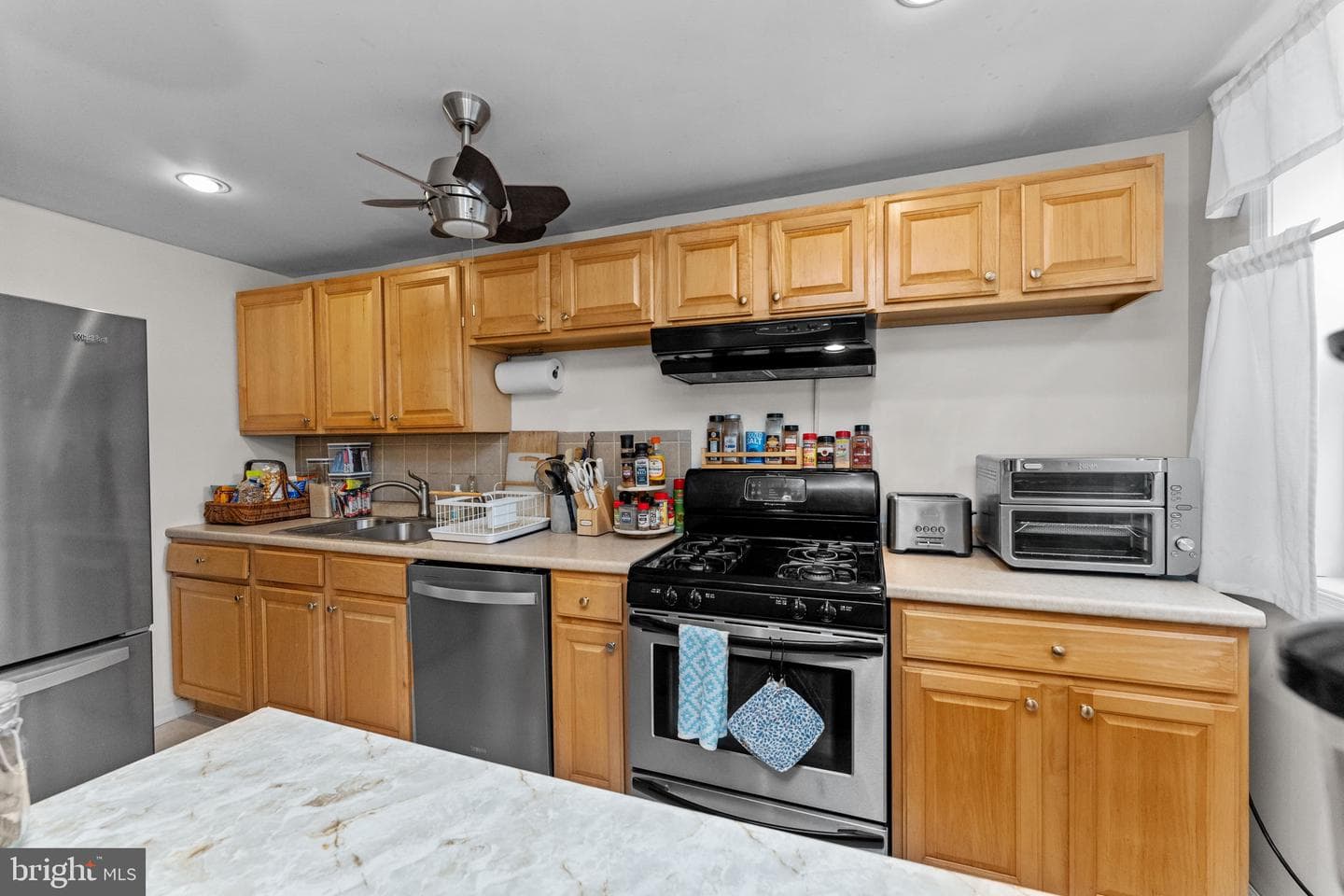 205 Southern Avenue photo 14