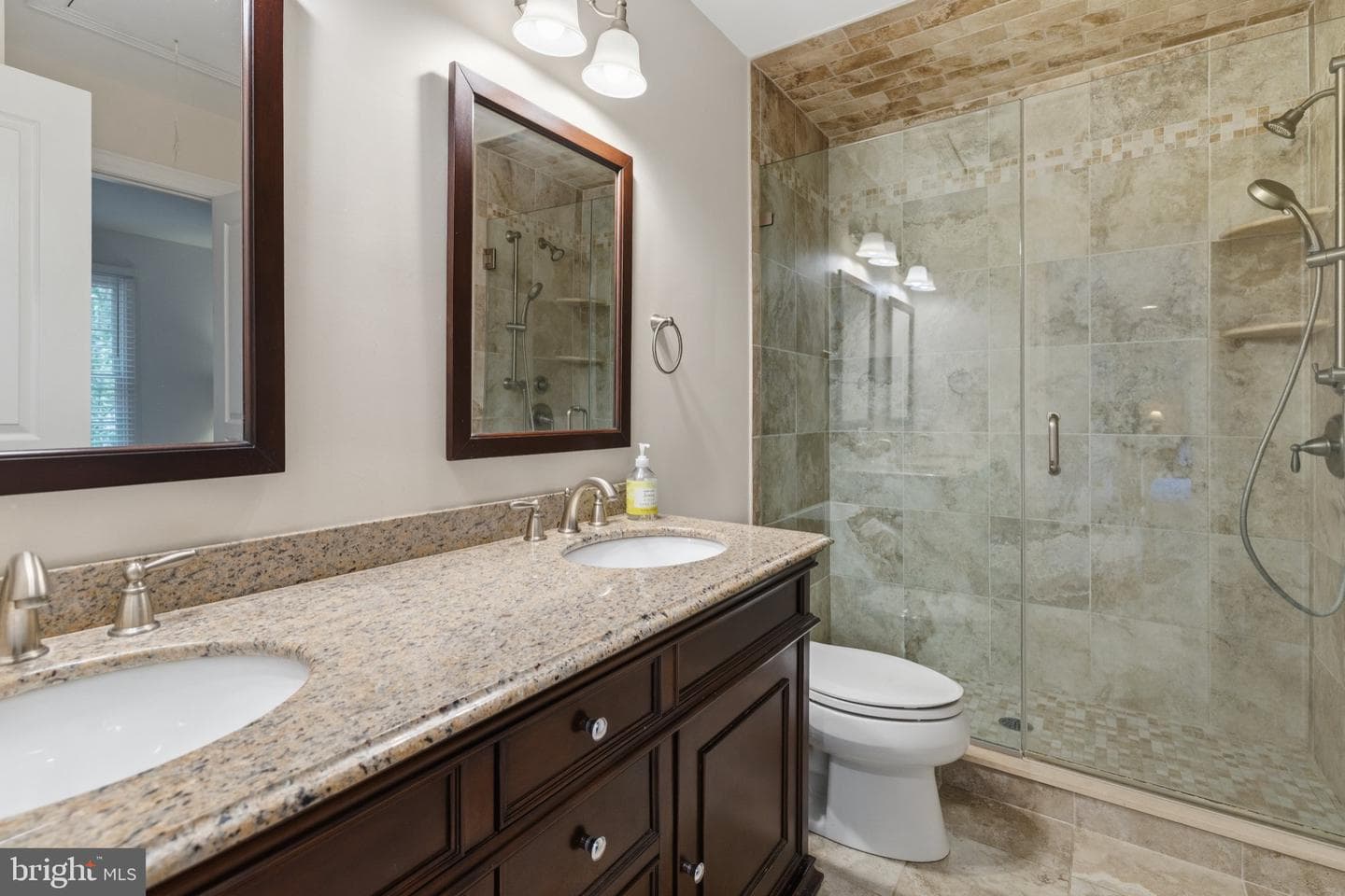 335 Sun Valley Drive photo 42