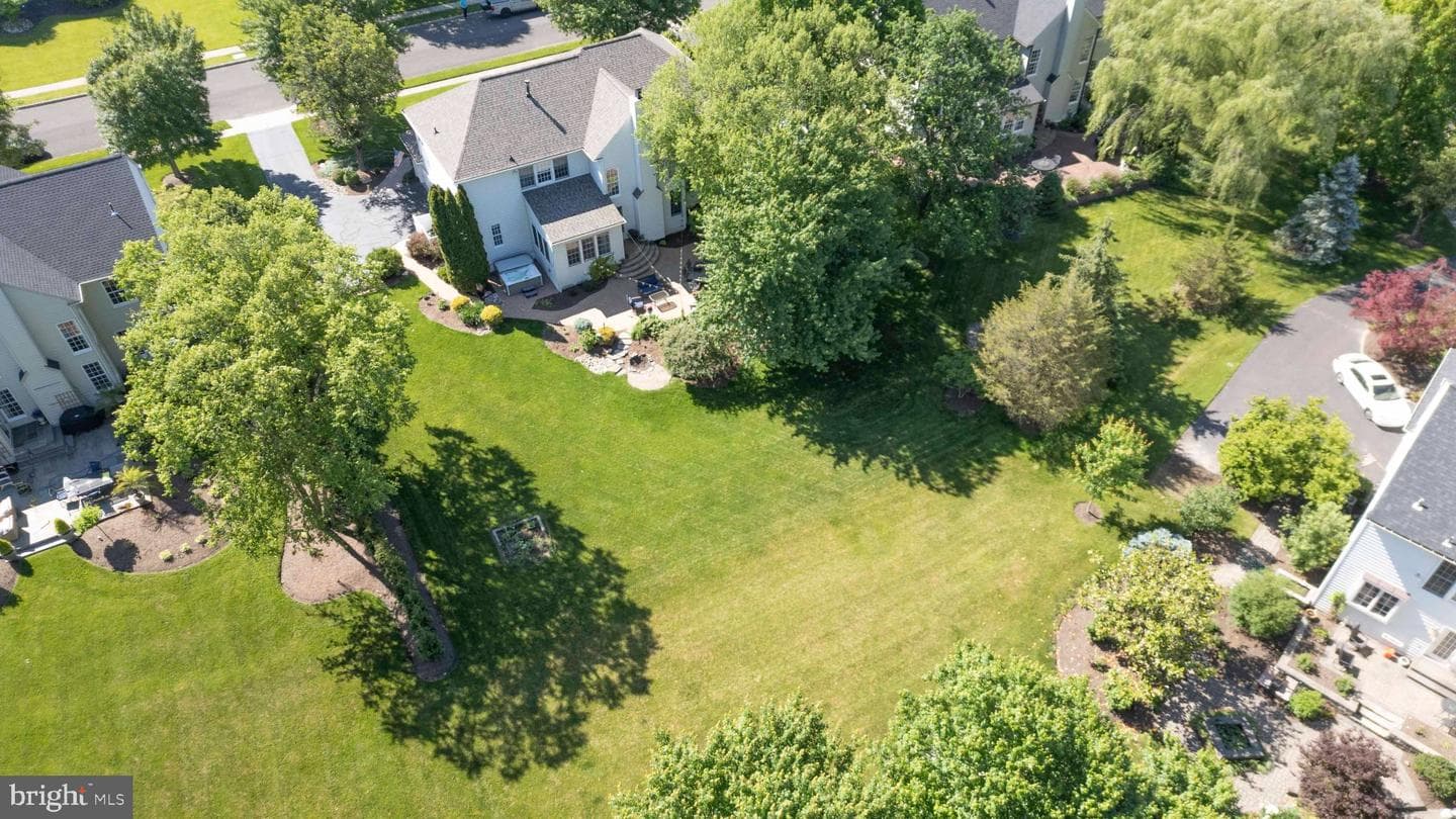 335 Sun Valley Drive photo 72