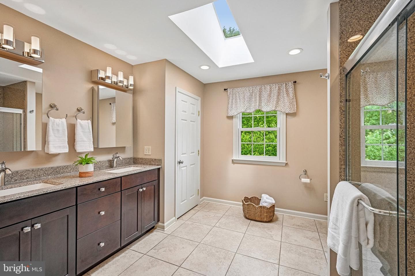 175 Hunter Court photo 27