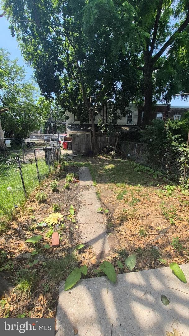34 E Chestnut St photo 19