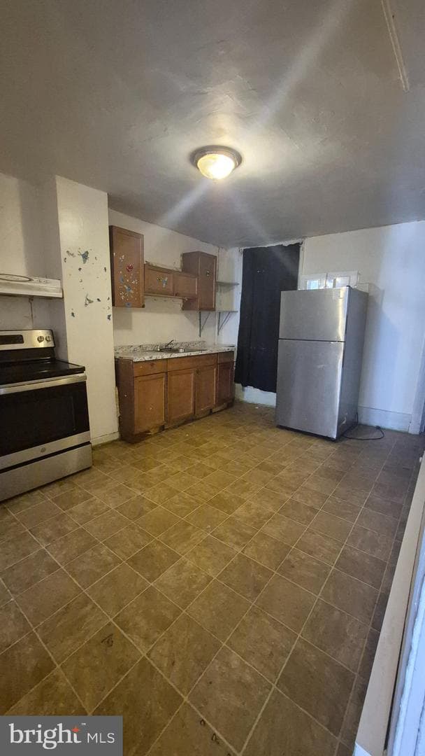 34 E Chestnut St photo 3