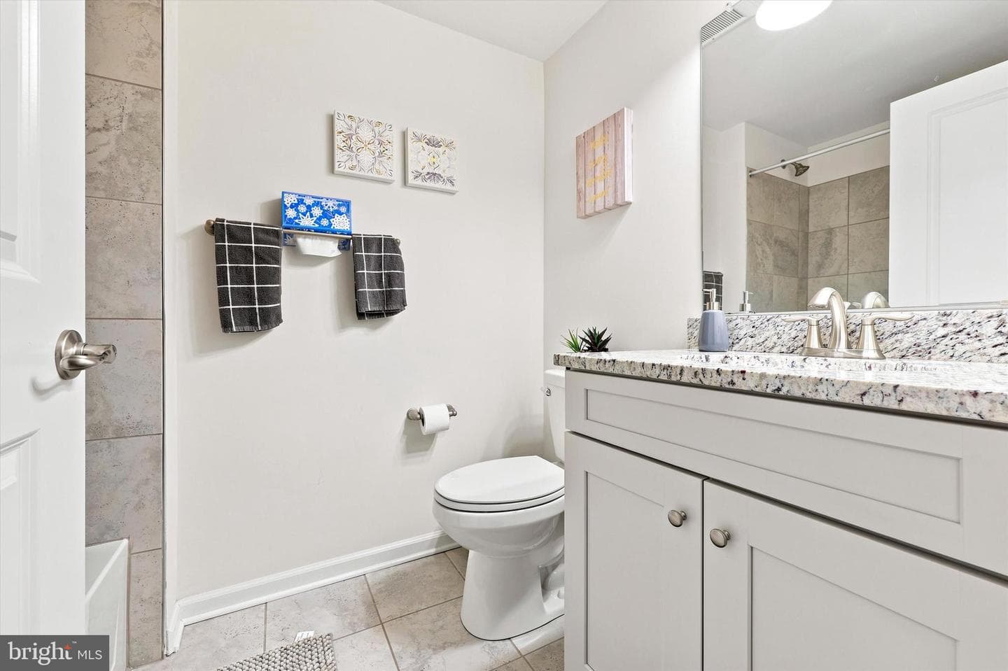 137 Golden Vale Drive photo 16