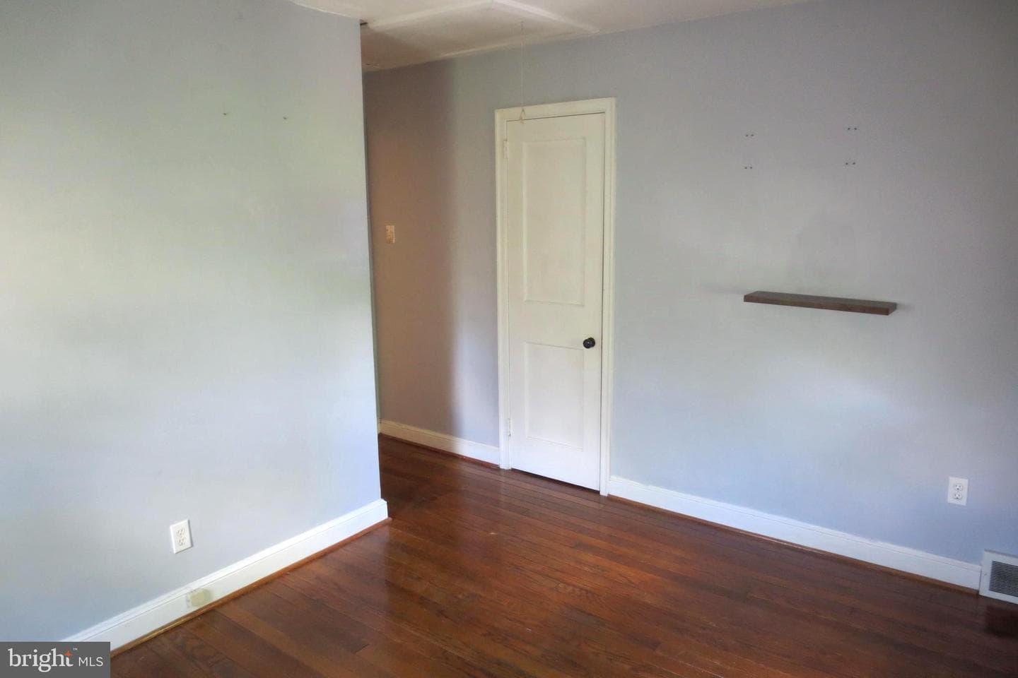 288 Diamond Street photo 17