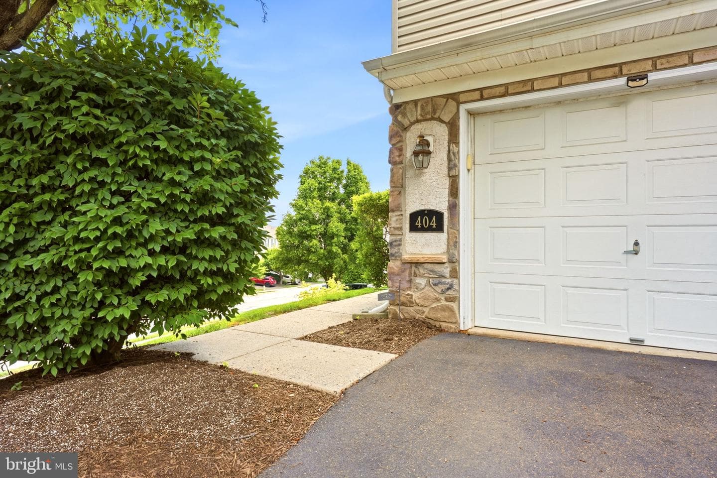 404 Fort Hill Circle photo 10