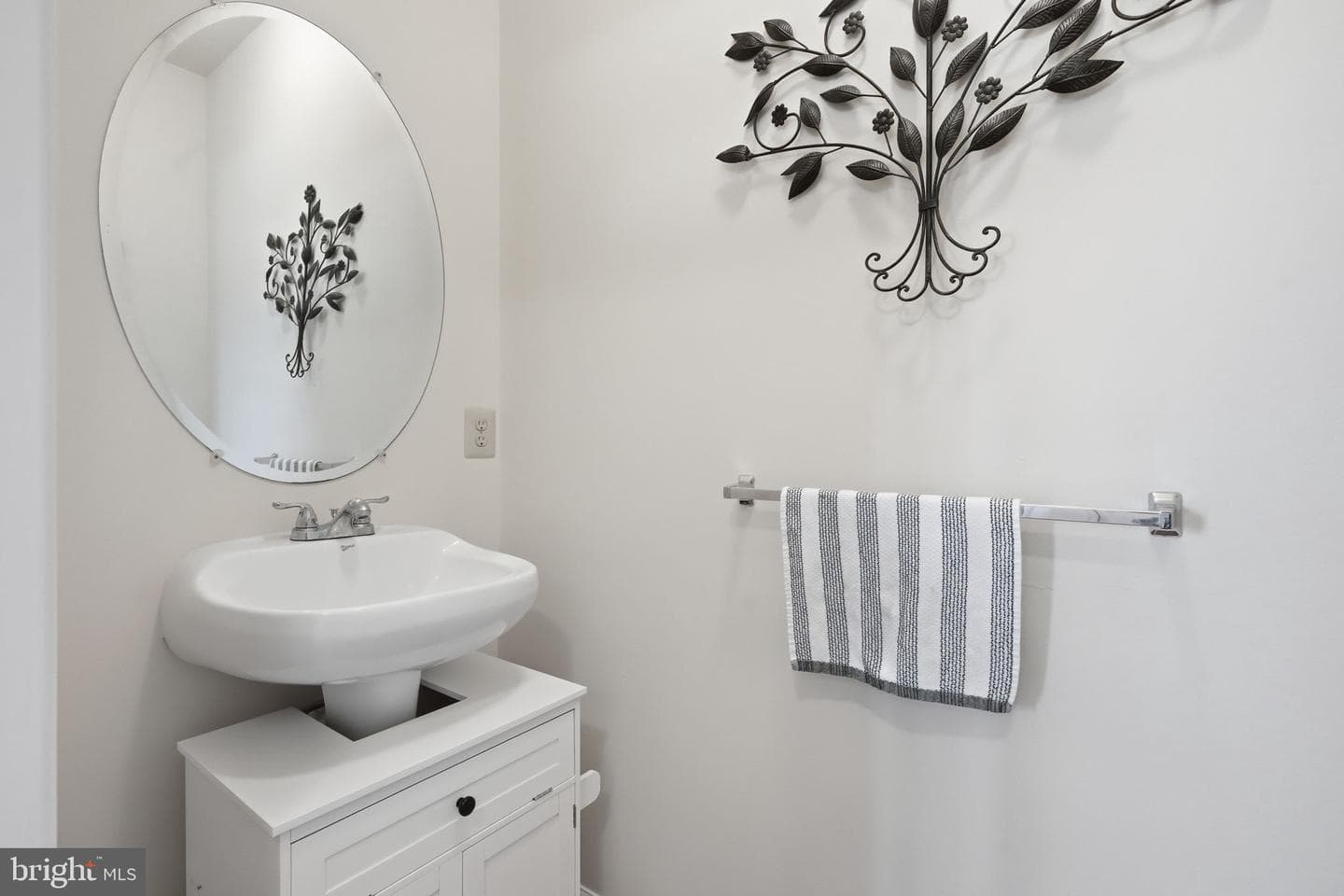 404 Fort Hill Circle photo 14