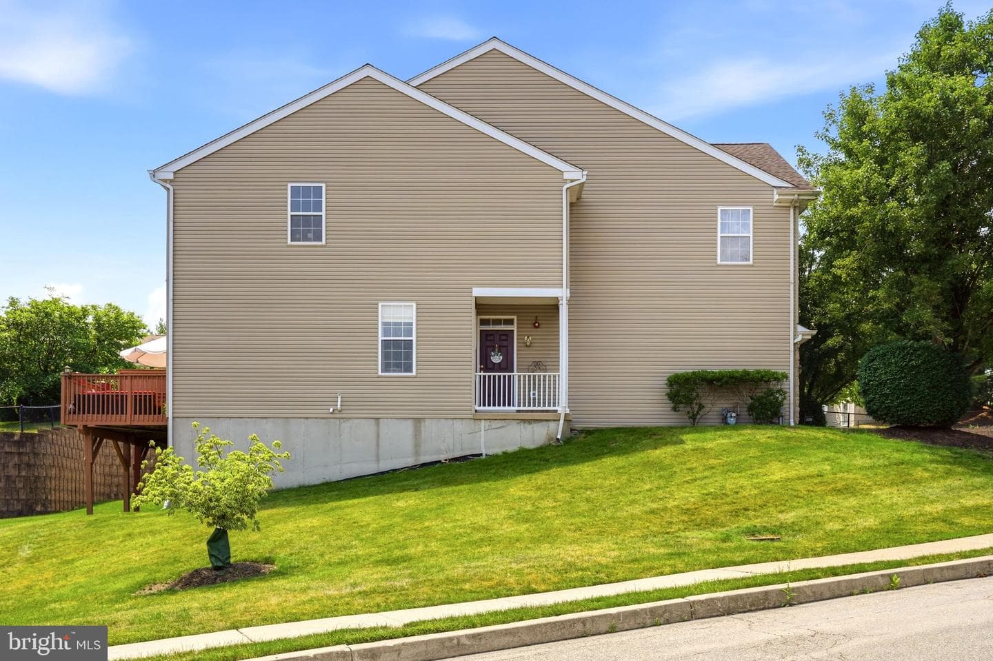 404 Fort Hill Circle photo 7