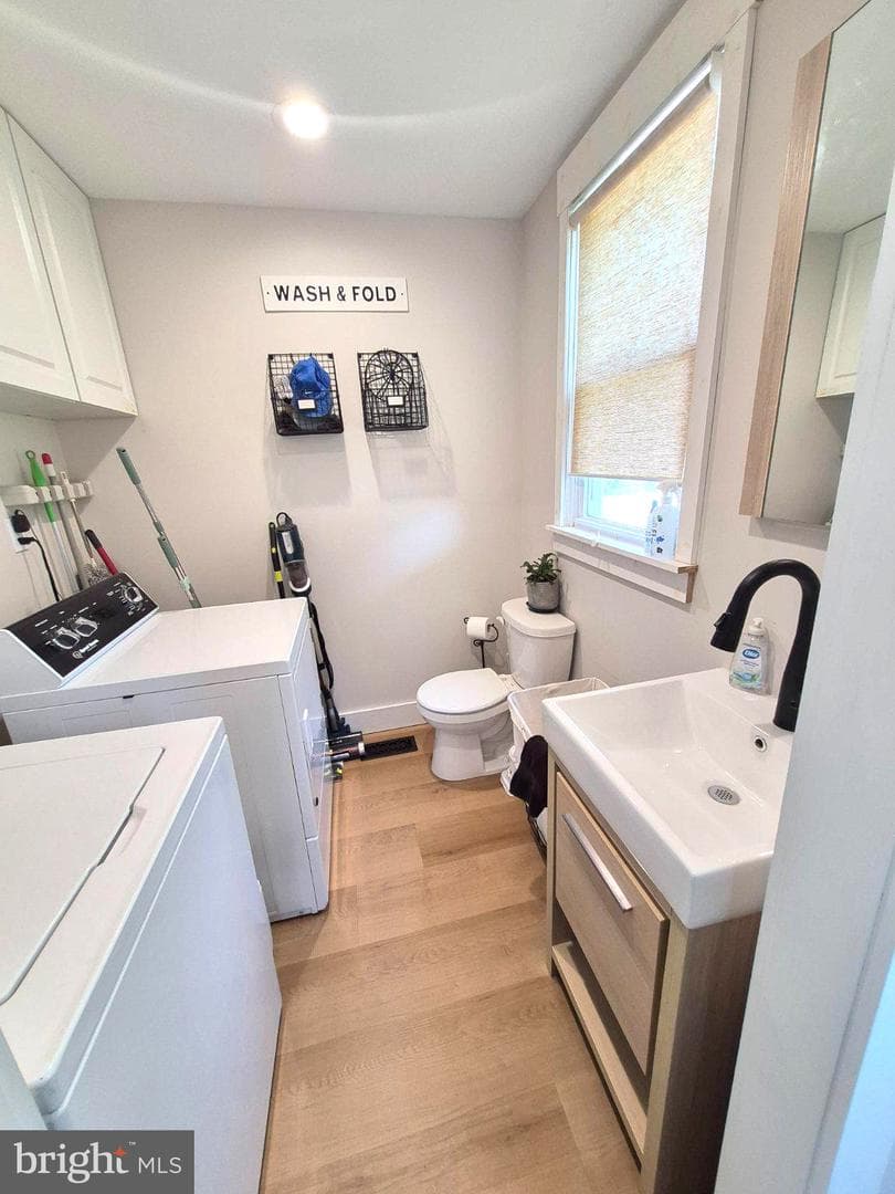 54 Blake Avenue photo 26