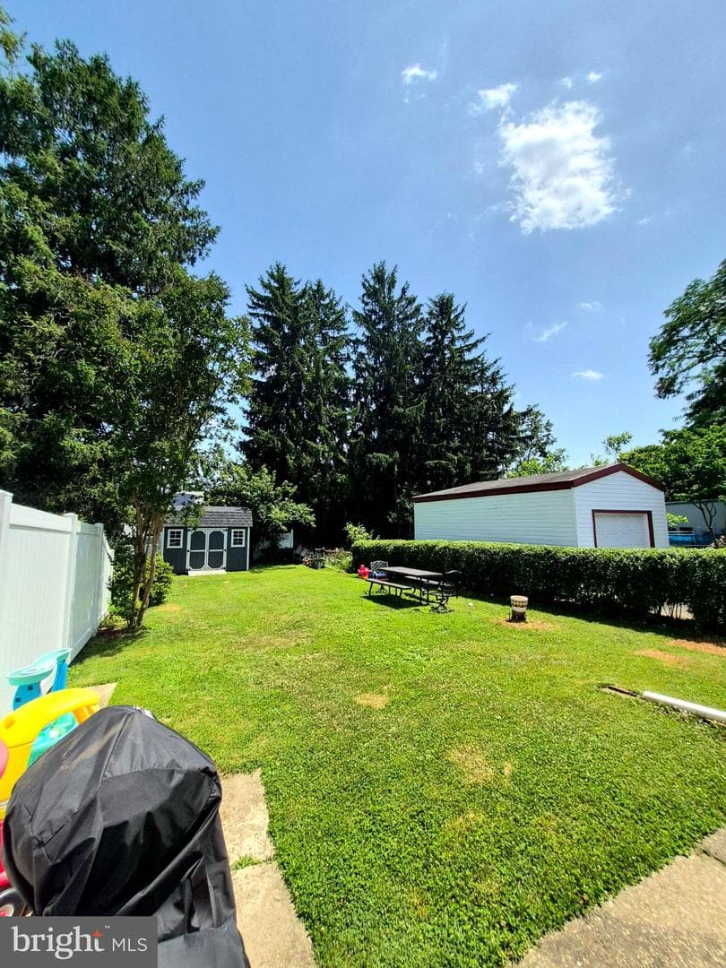 54 Blake Avenue photo 56