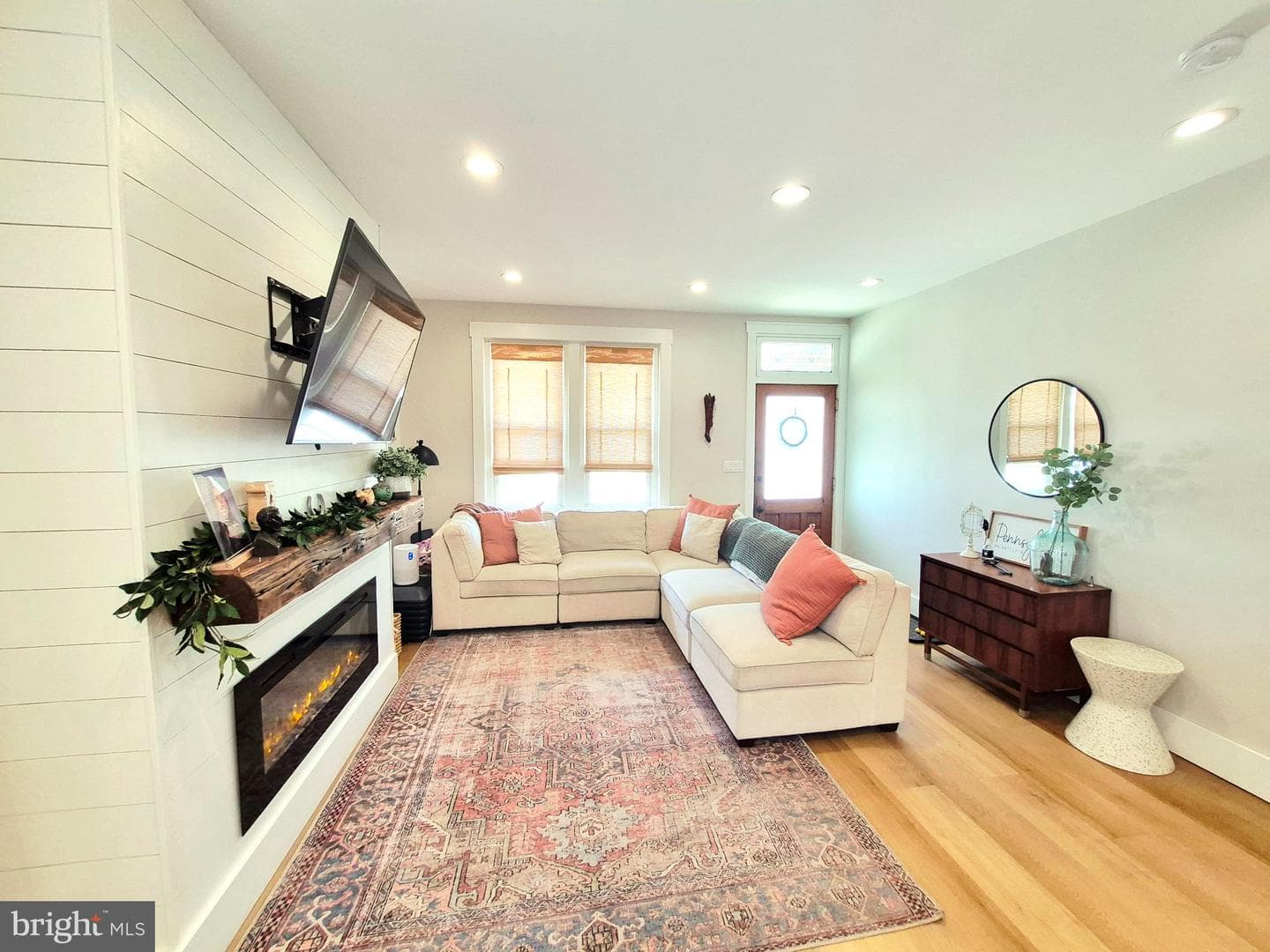 54 Blake Avenue photo 8