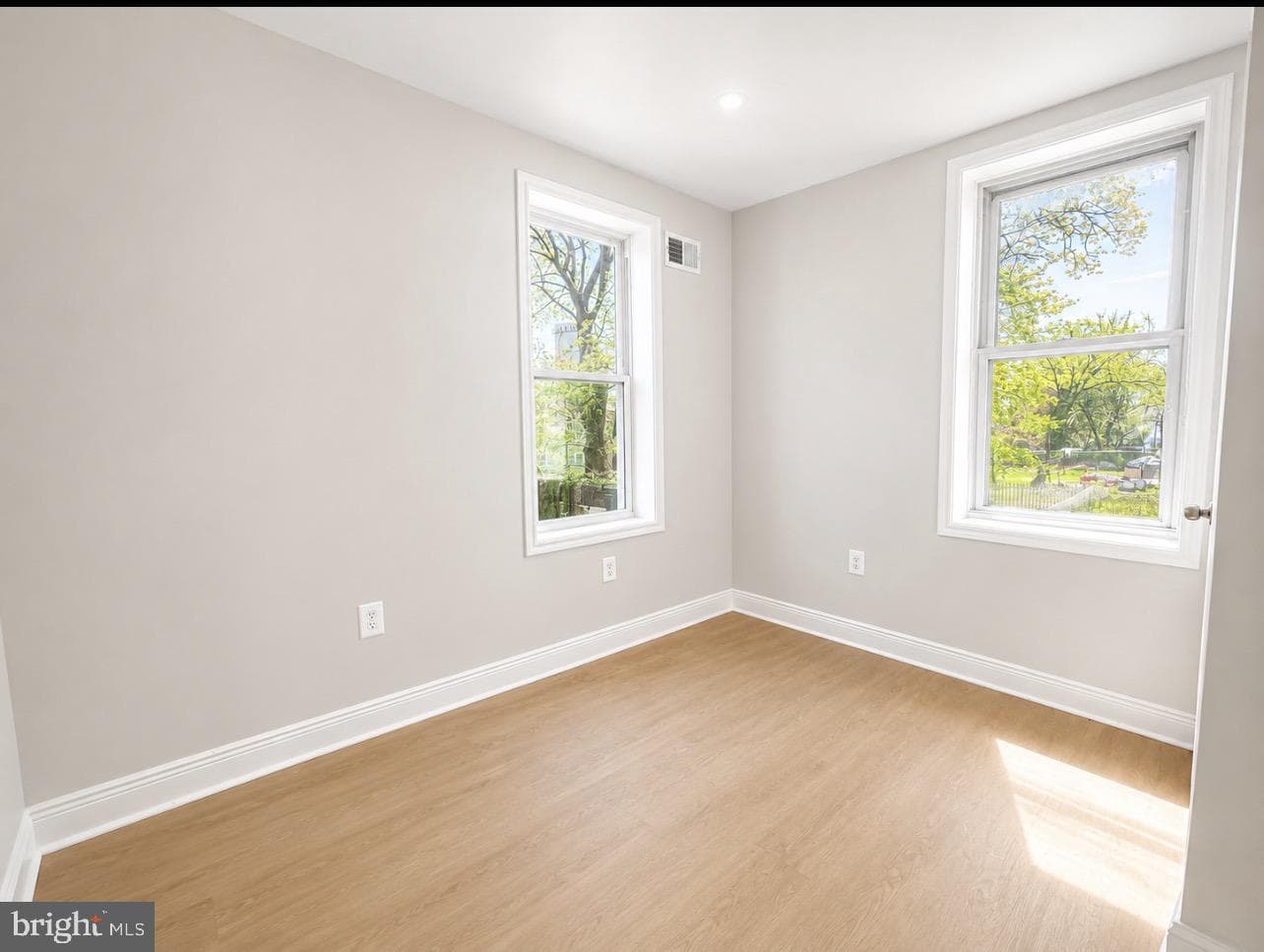 1610 Willow Avenue photo 10