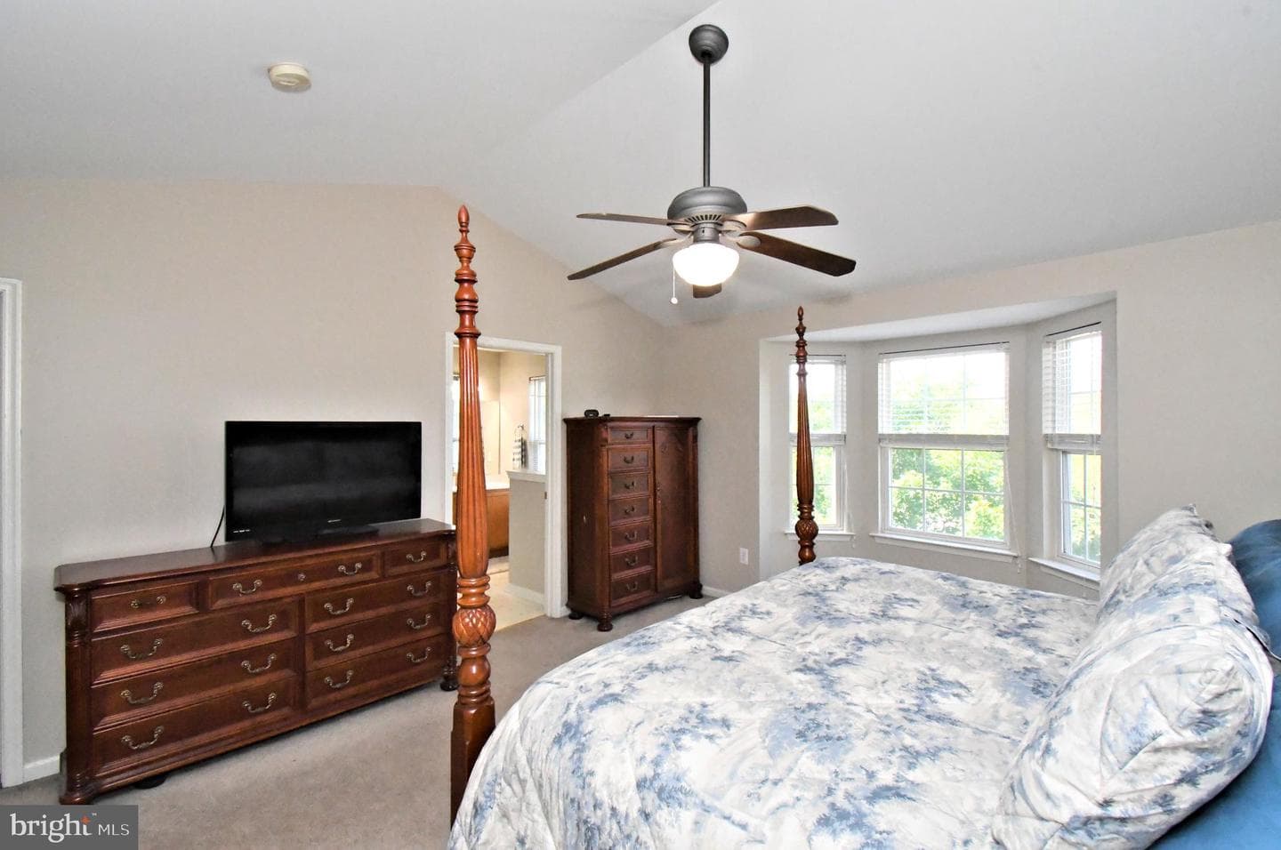 64 Hunt Club Drive photo 22
