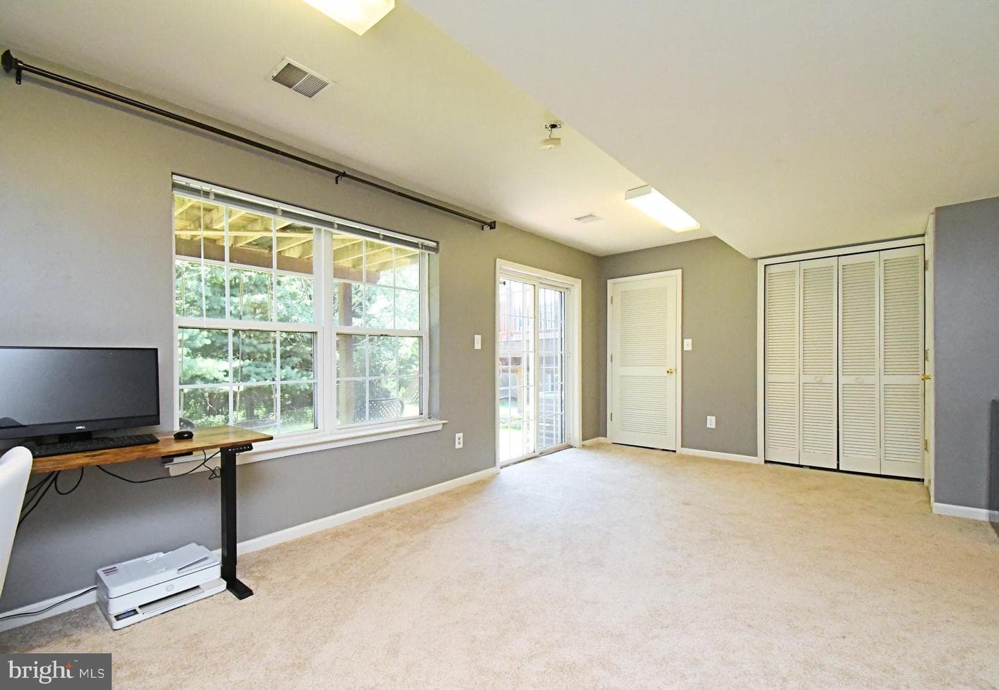 64 Hunt Club Drive photo 34