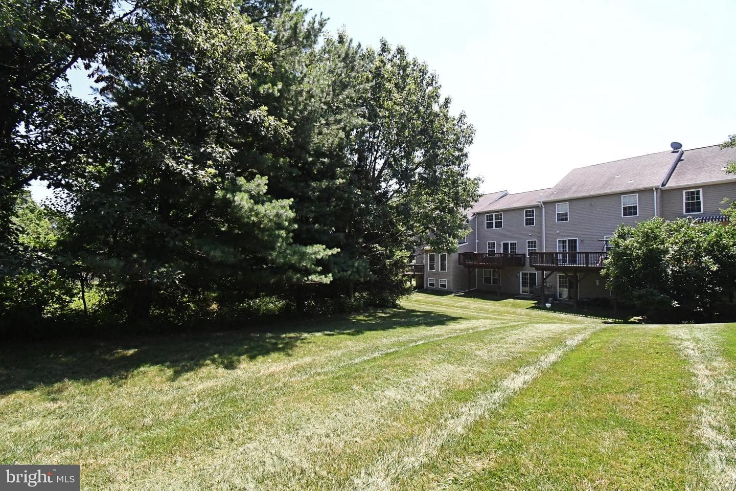64 Hunt Club Drive photo 44