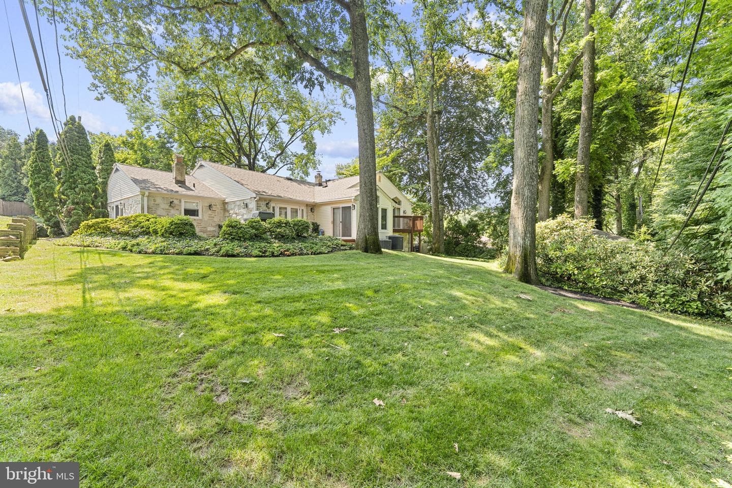 128 Cardinal Road photo 29