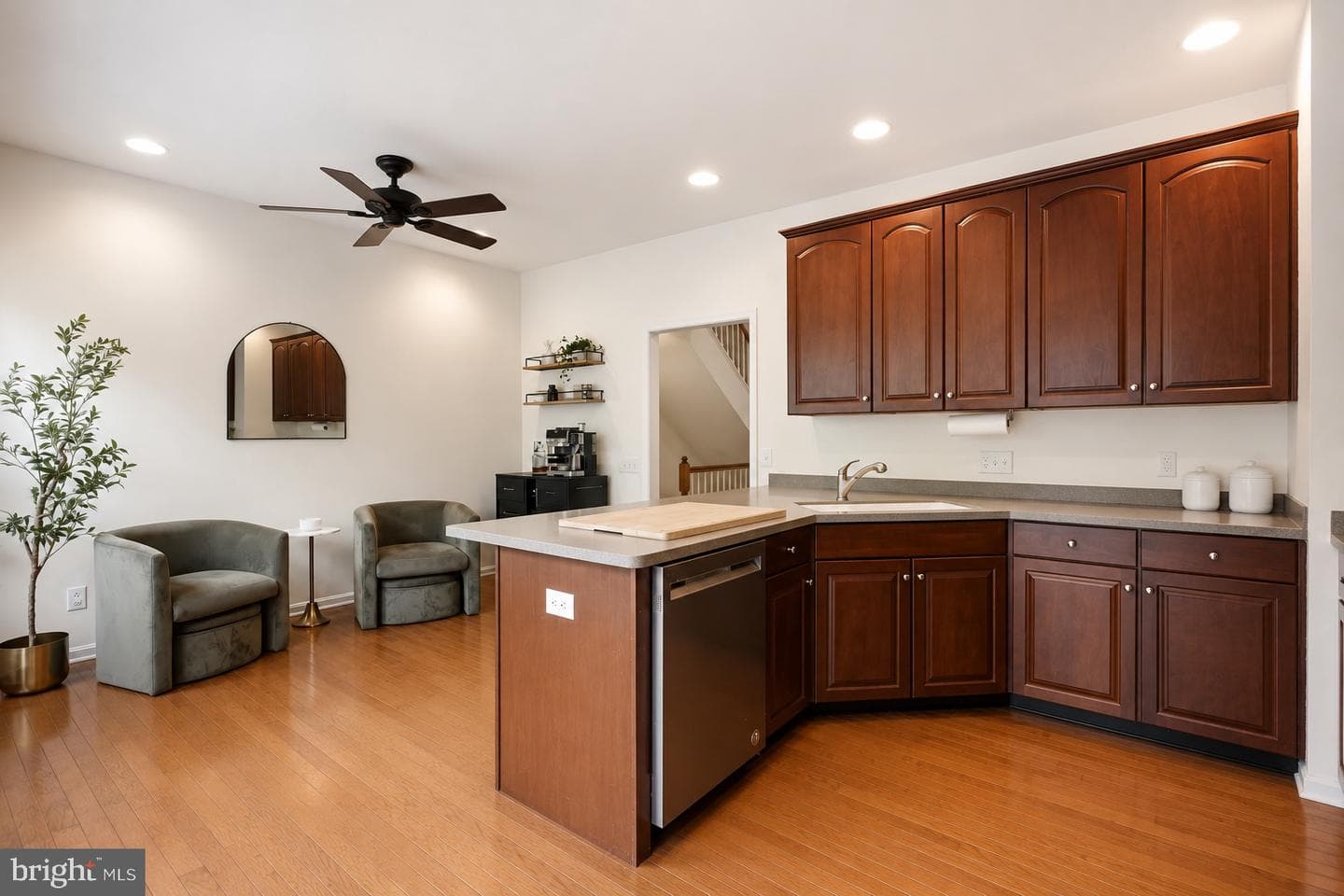 238 Hudson Drive photo 14