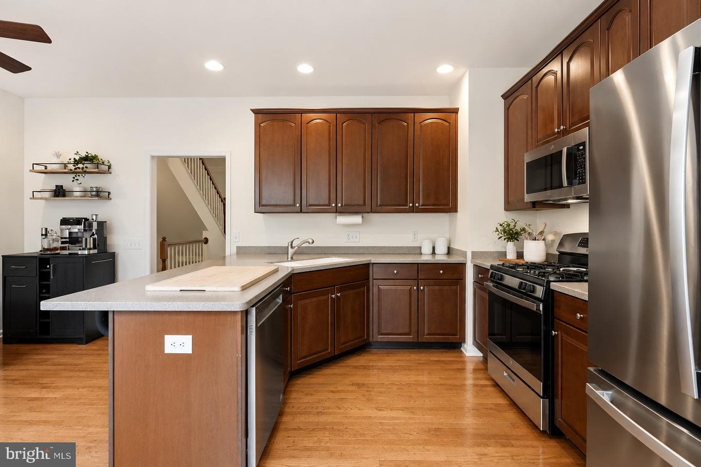 238 Hudson Drive photo 22