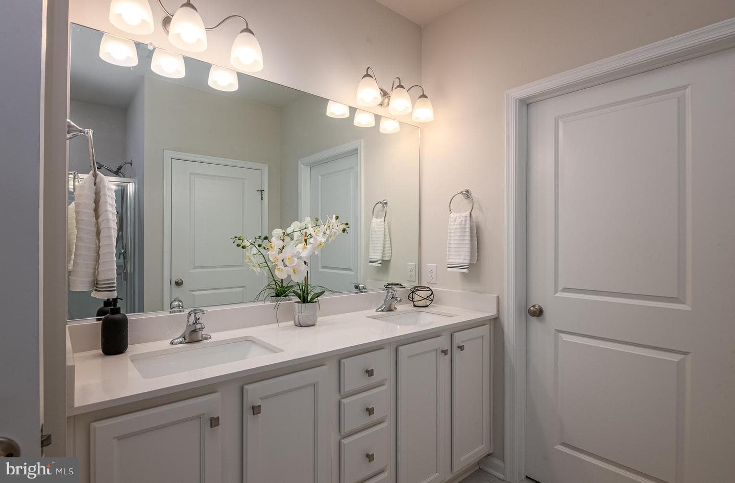 190 Haven Drive photo 18
