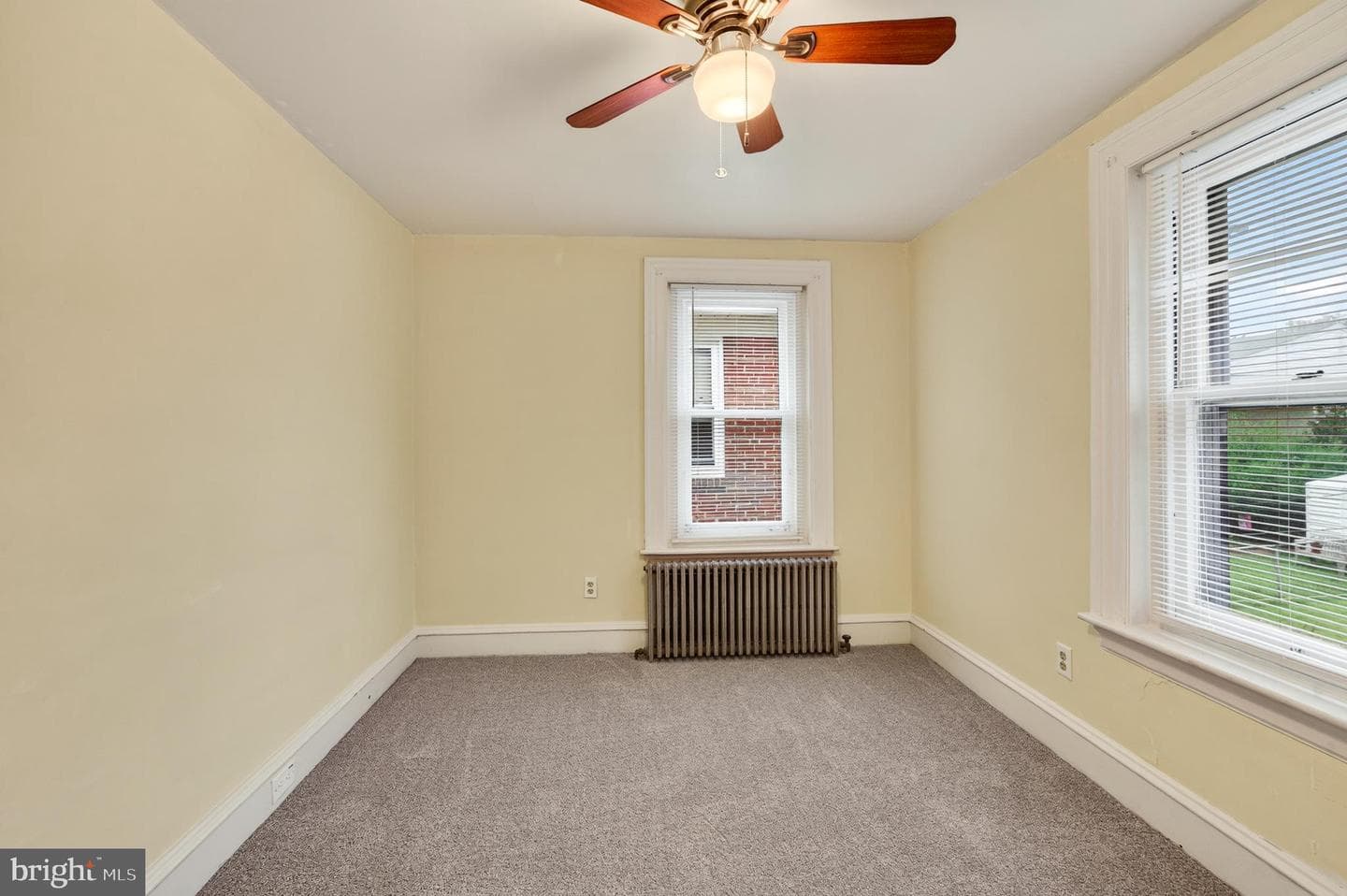 1137 South Street photo 30