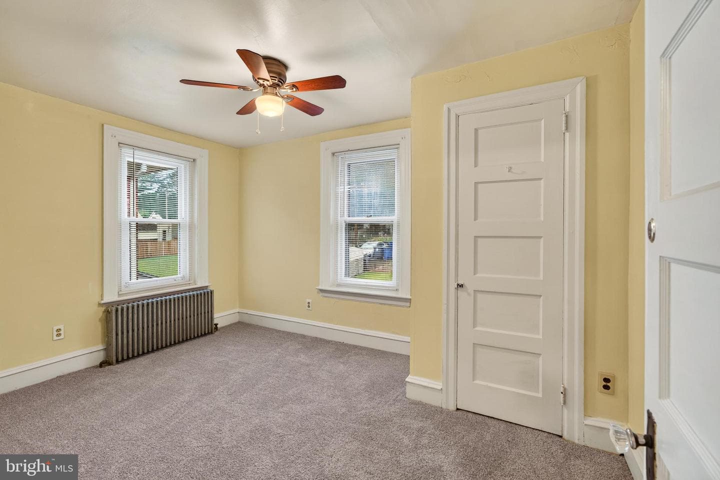 1137 South Street photo 32