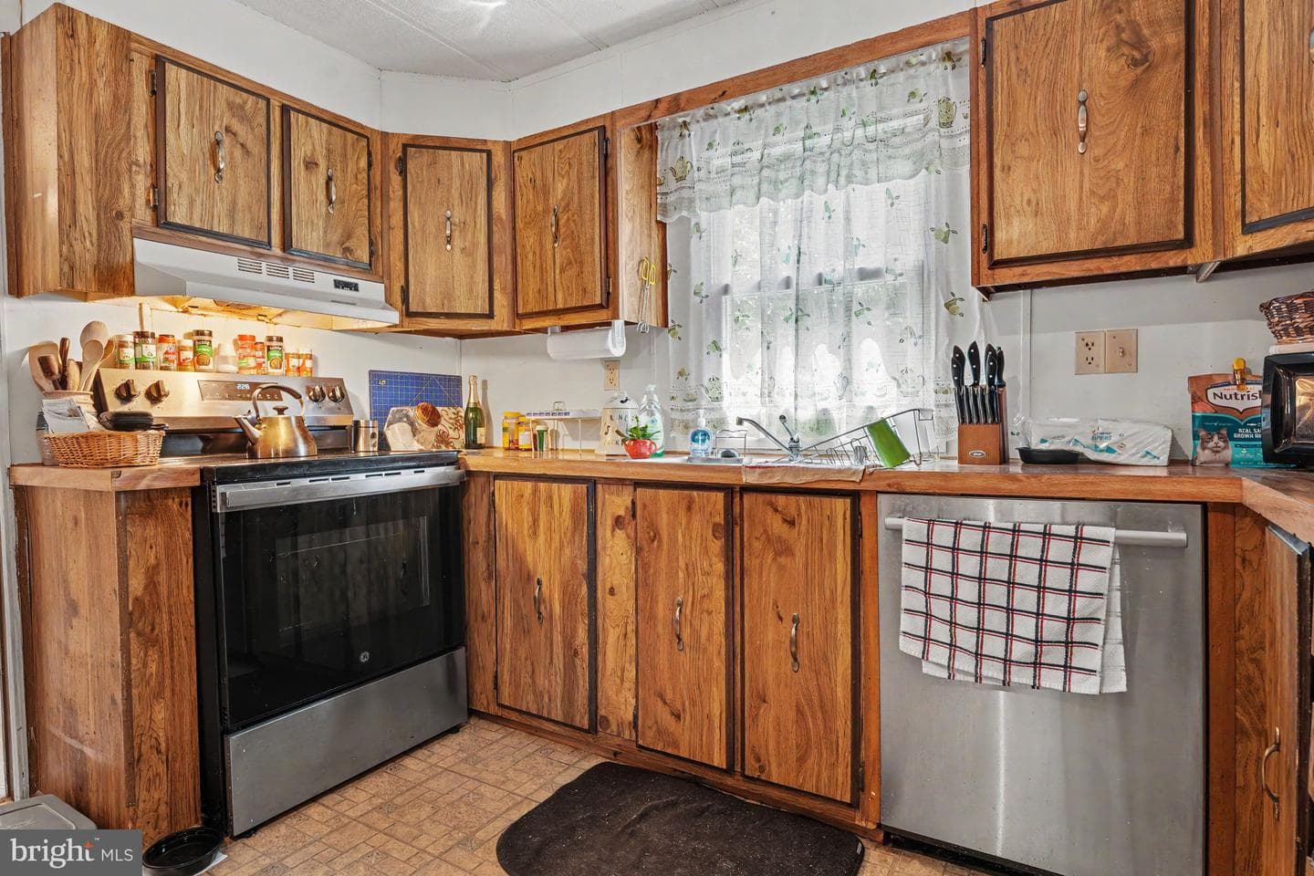 1014 Cherrywood Court photo 12