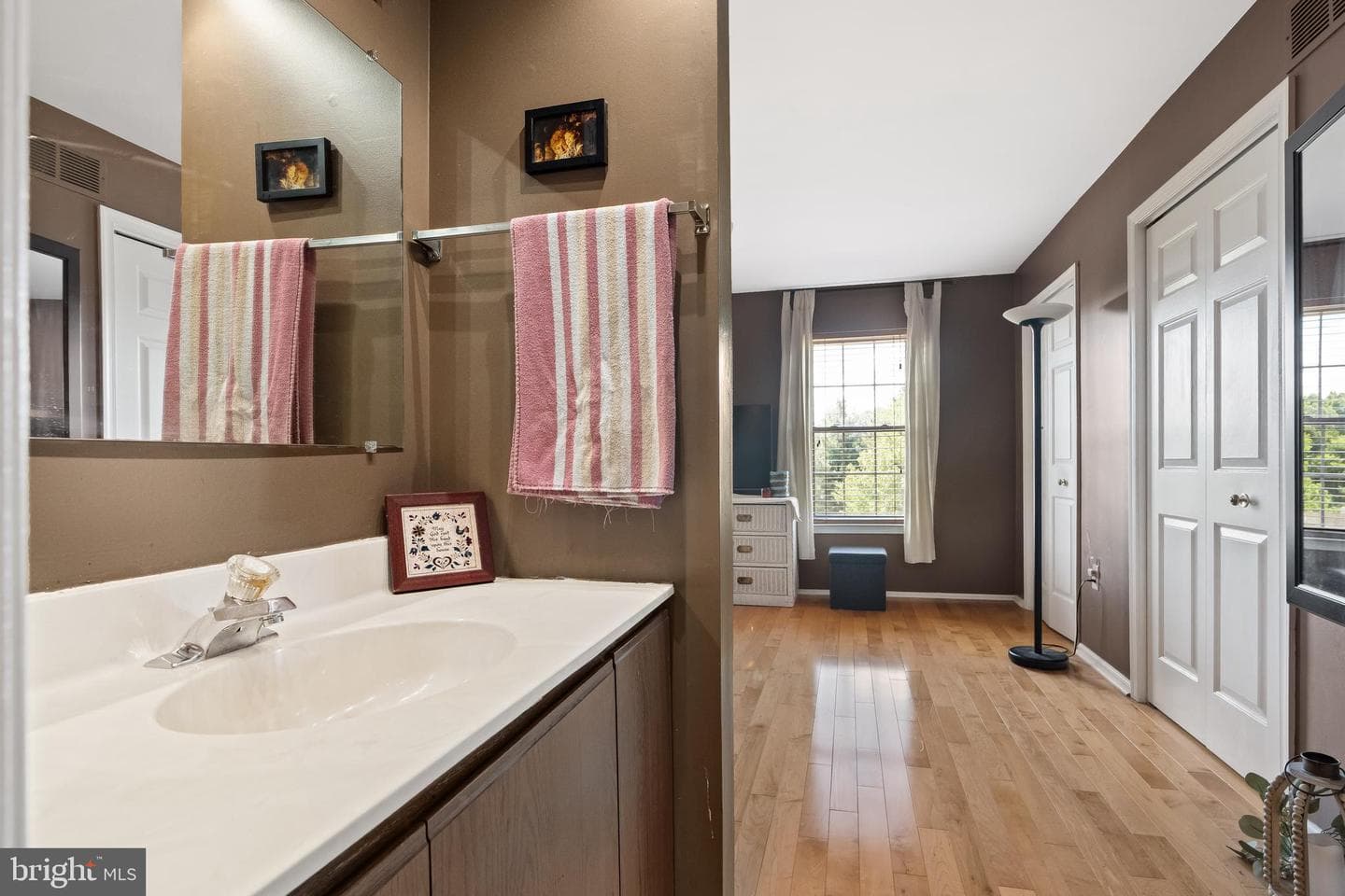 104 Hollytree Court photo 25