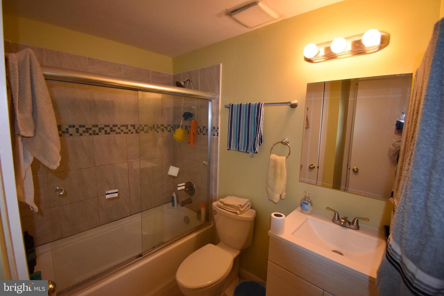 104 Hopkins Court photo 30
