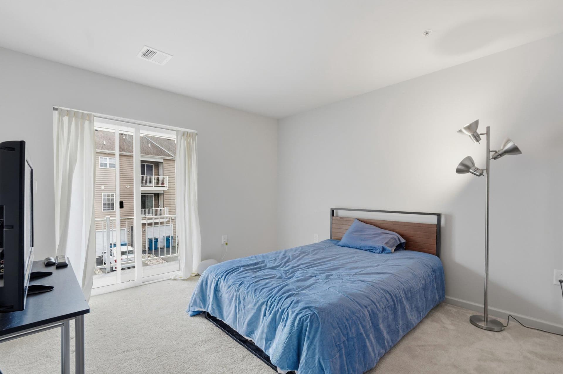 3041 Davenport Way #100 L photo 12