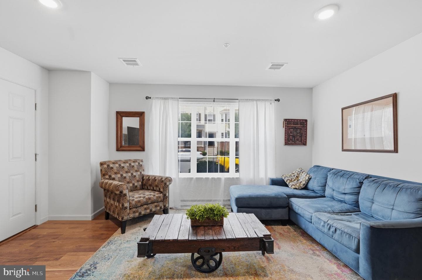 3041 Davenport Way #100 L photo 5