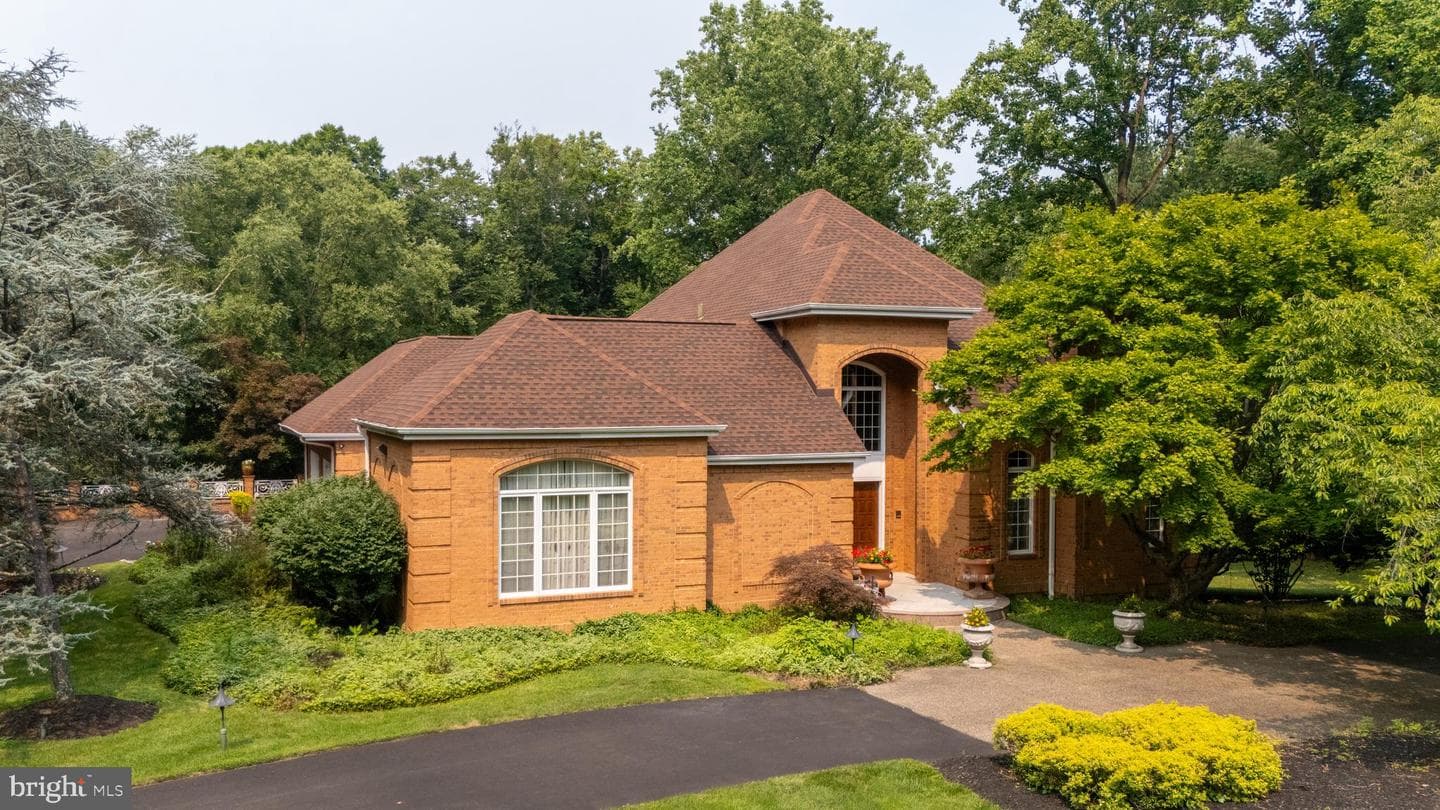 1733 Stocton Road photo 1