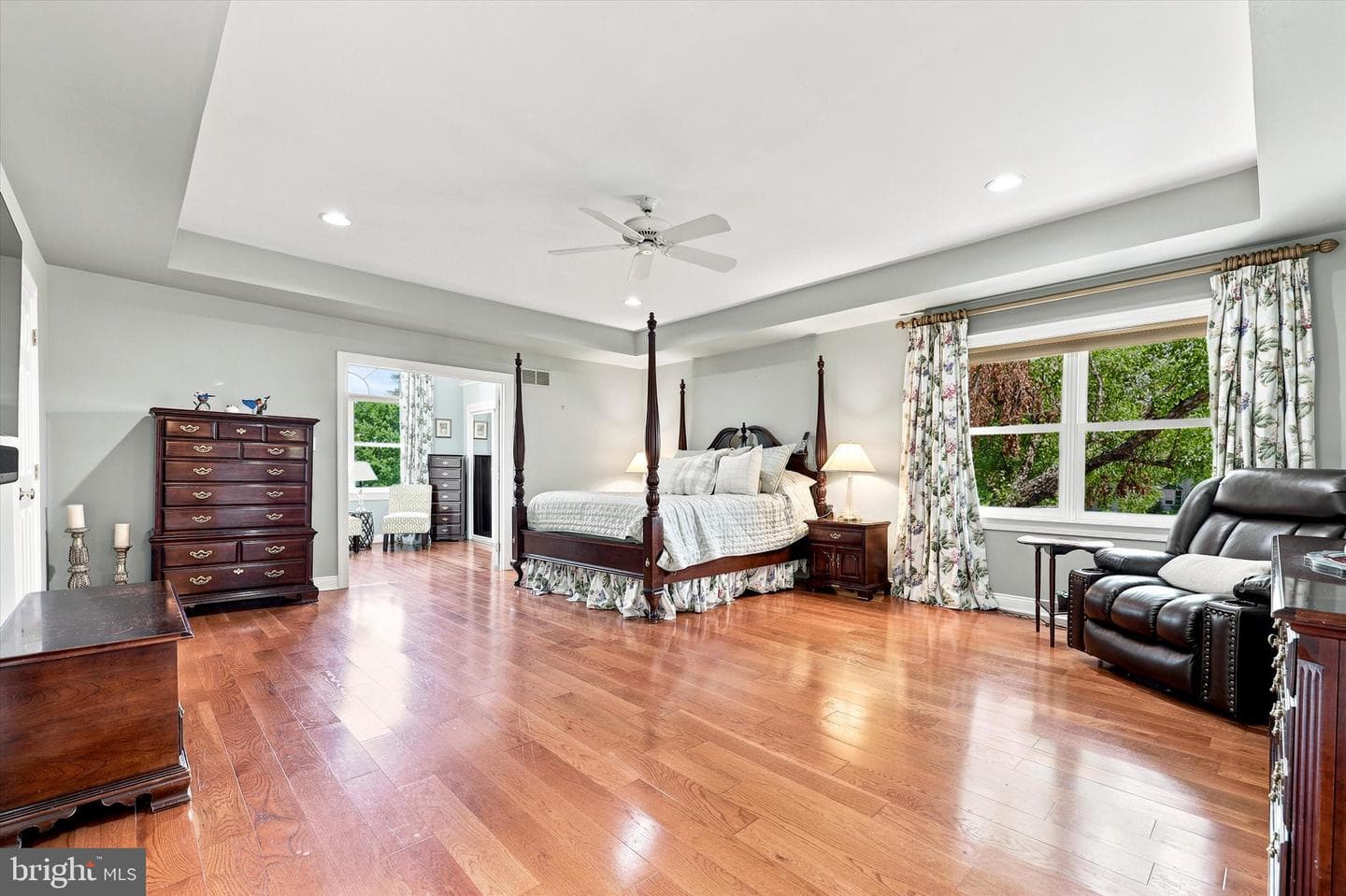 135 Burgundy Circle photo 20