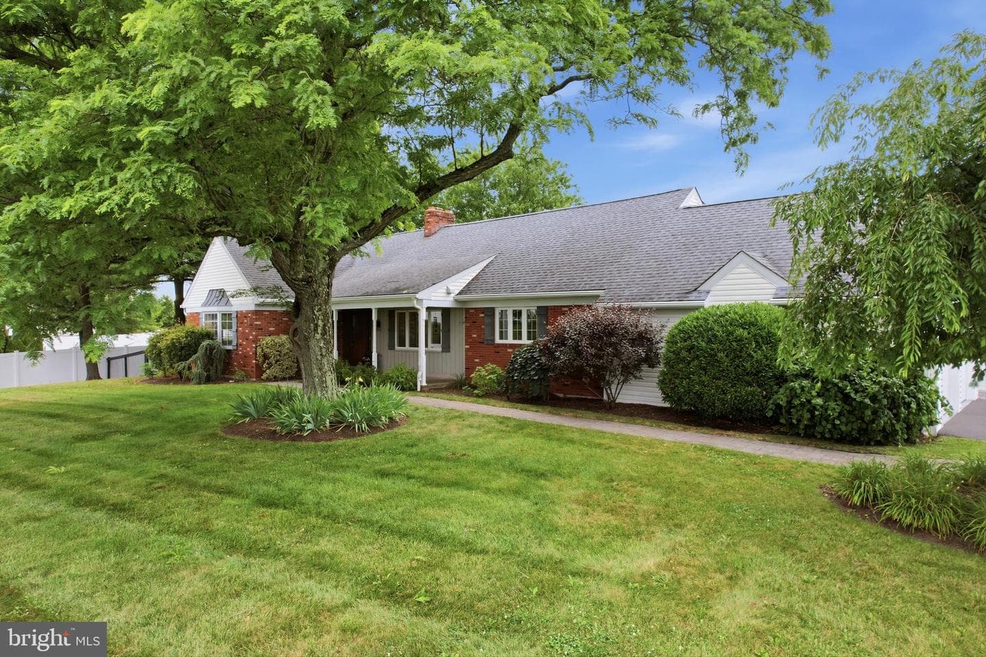 645 Mininger Road photo 10