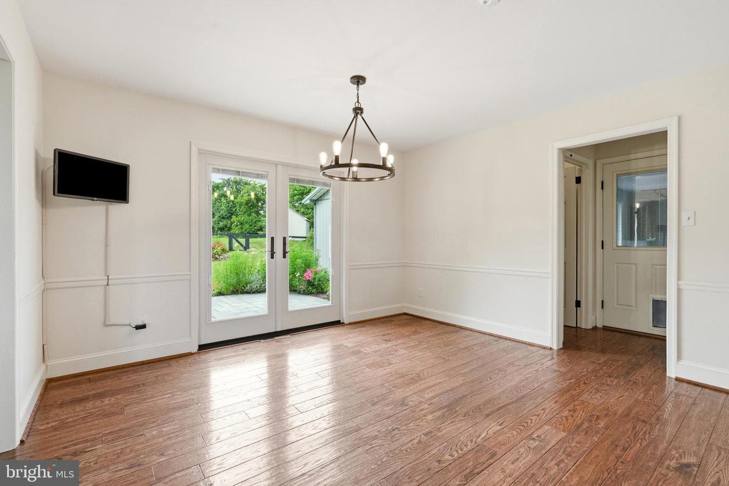 645 Mininger Road photo 39