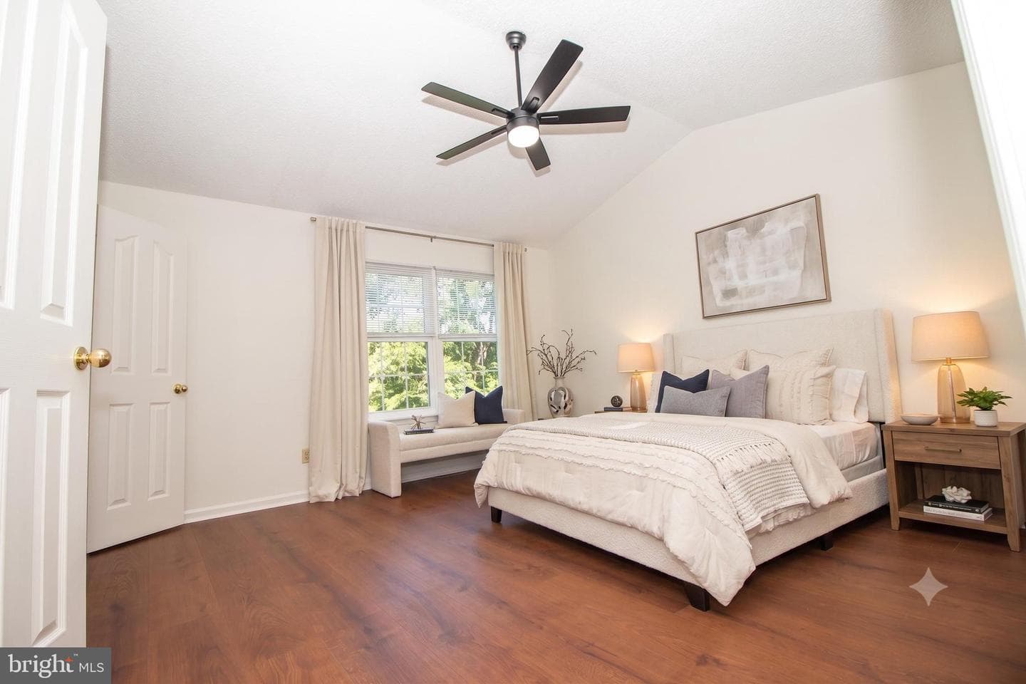 141 Hemlock Drive photo 12