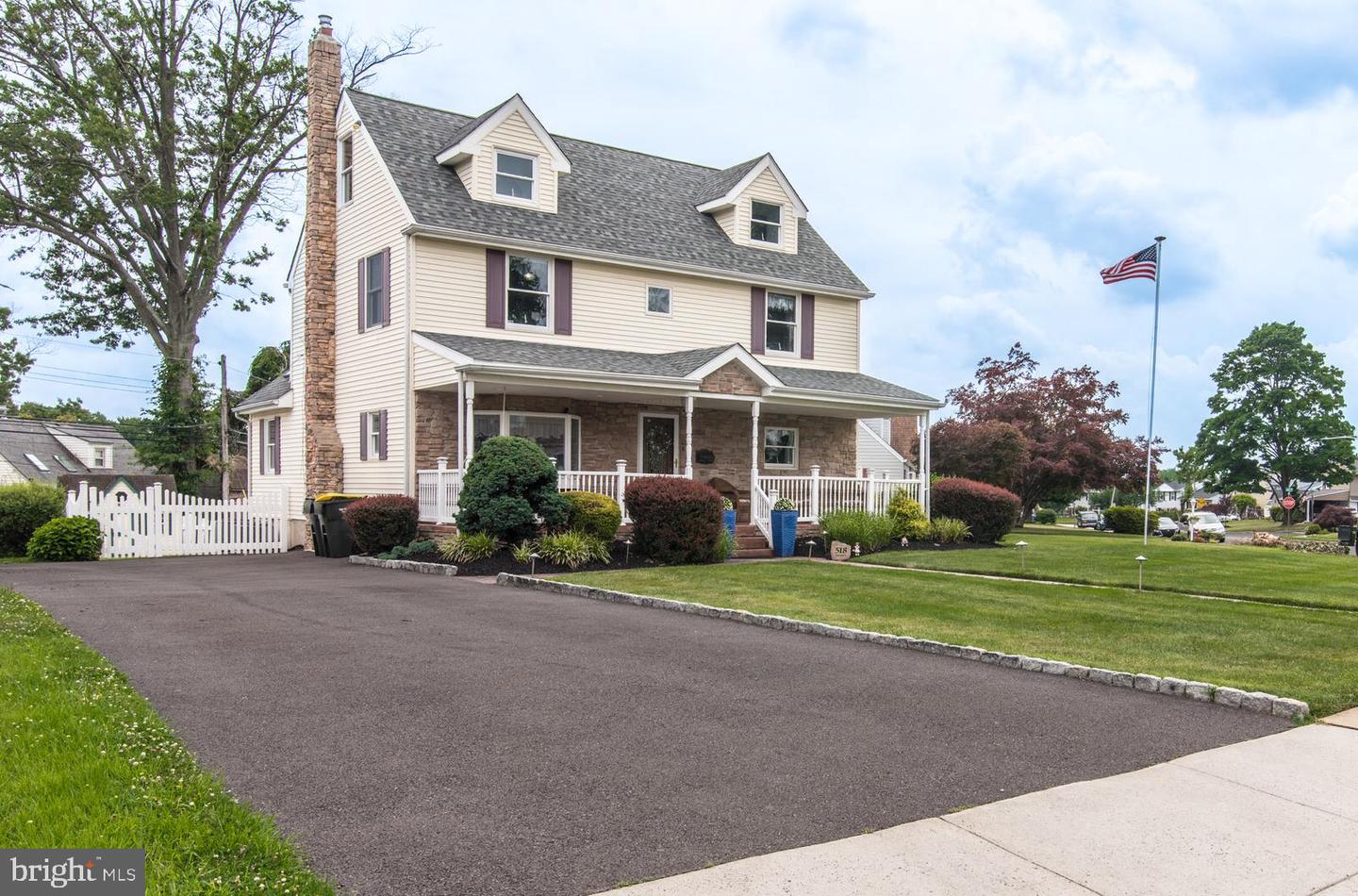 518 Stewart Road photo 3