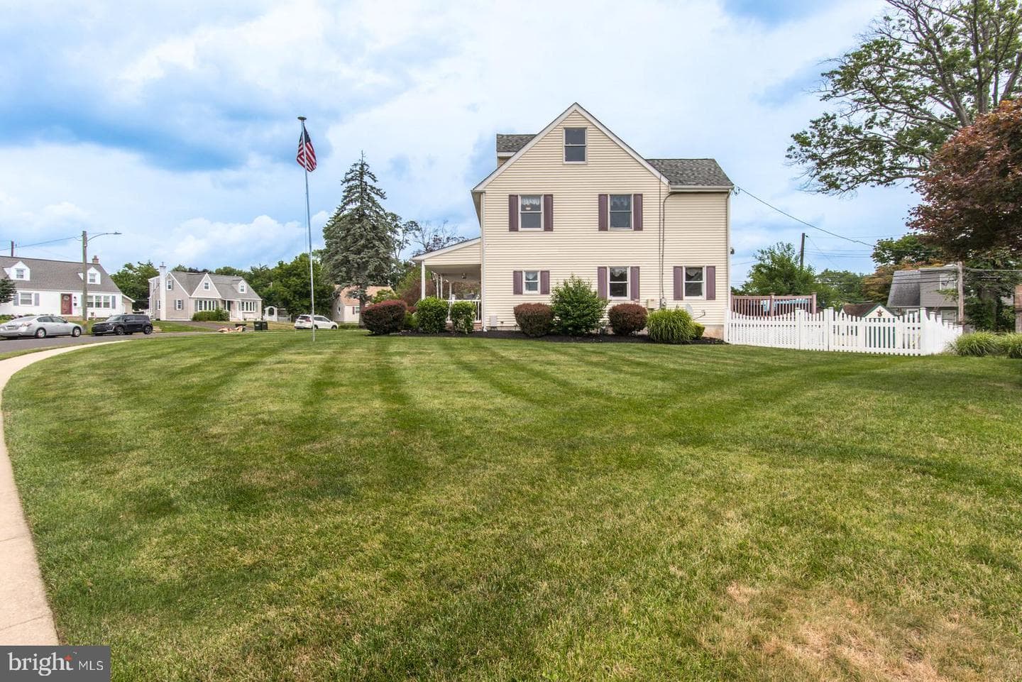 518 Stewart Road photo 6
