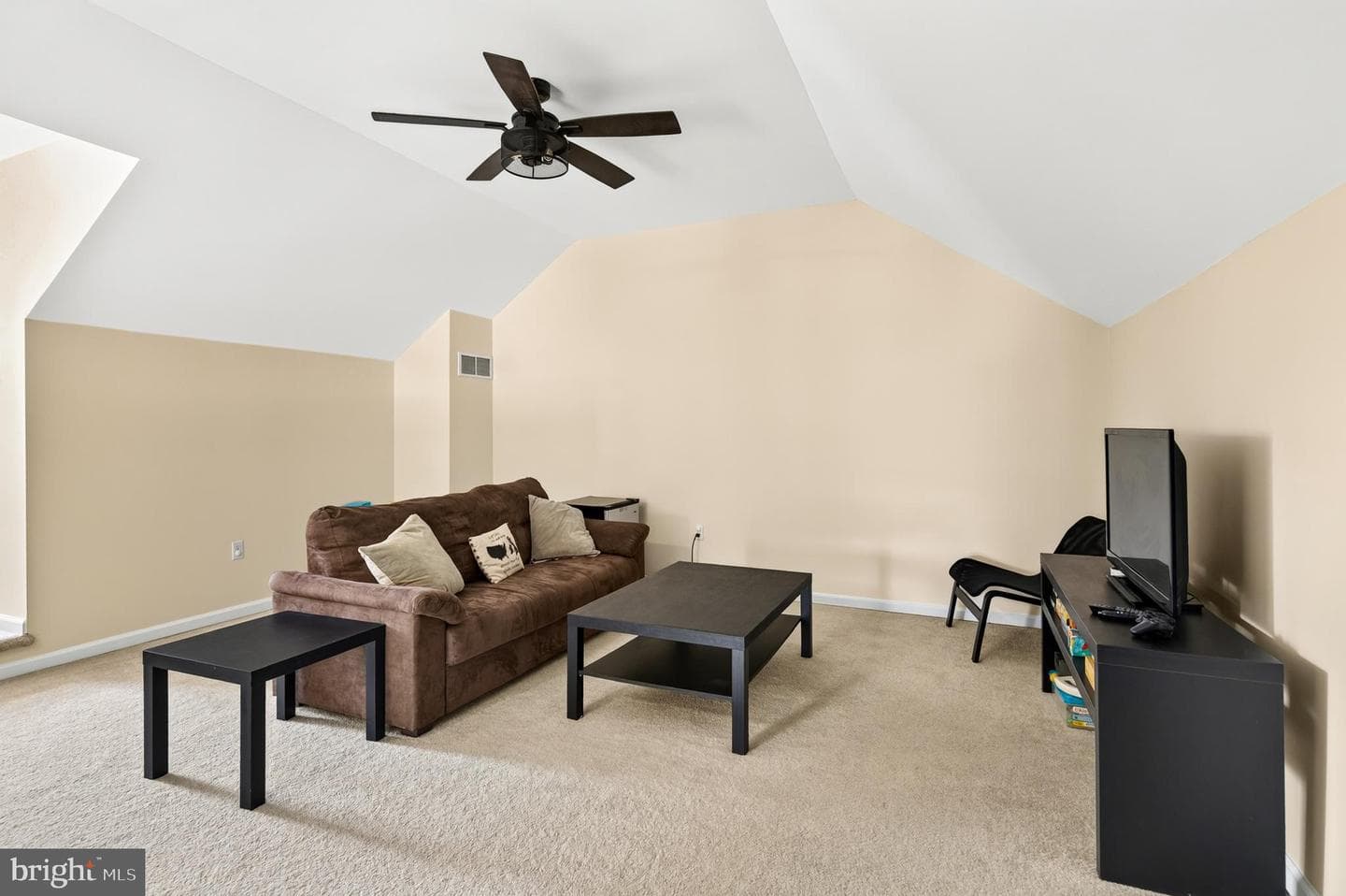 703 Green Street photo 26
