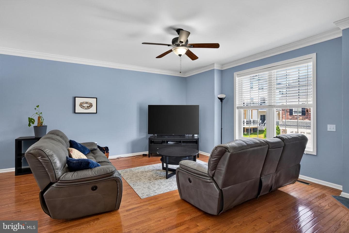 703 Green Street photo 4