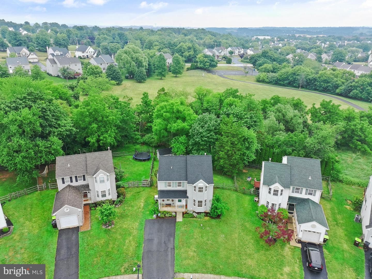806 Elizabeth Court photo 40
