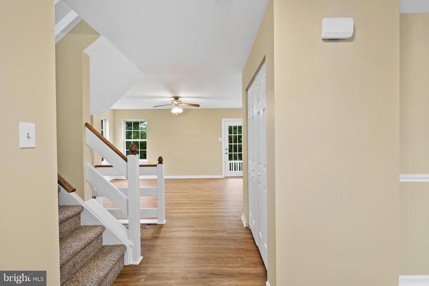 806 Elizabeth Court photo 5