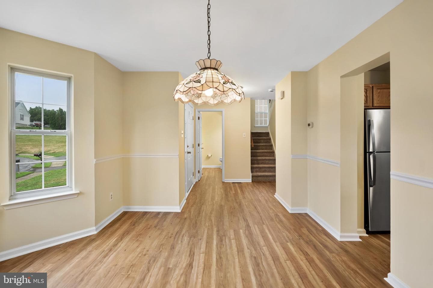 806 Elizabeth Court photo 8