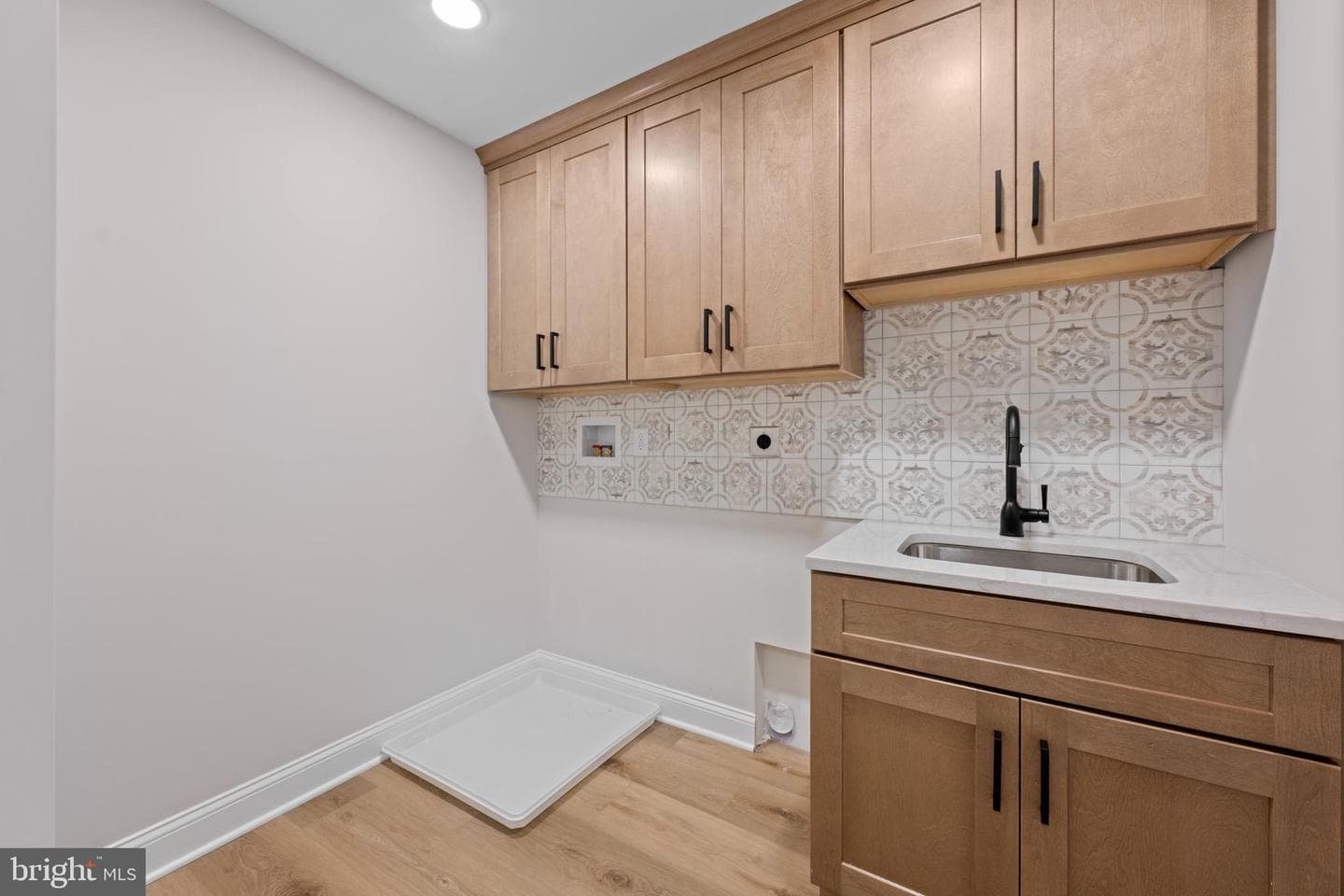 218 Crest Way photo 19