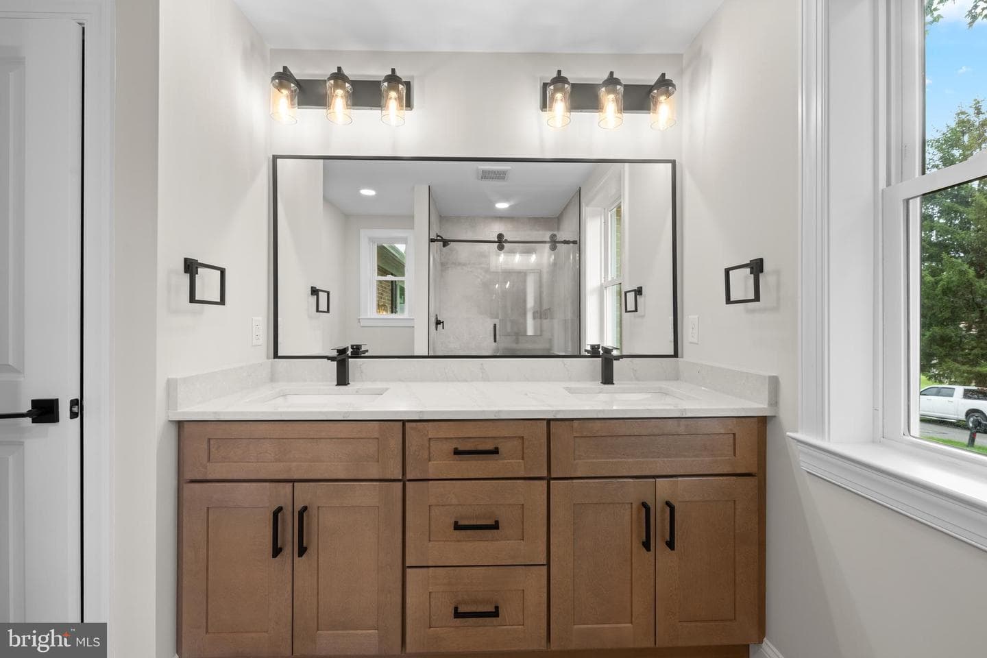 218 Crest Way photo 29