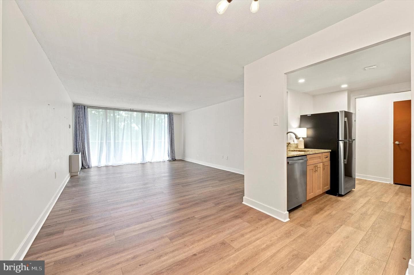 100 West Avenue #518-S photo 4