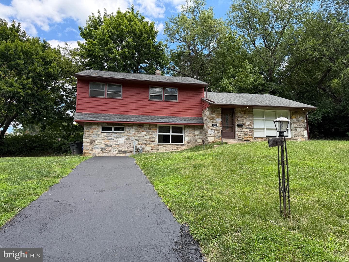 413 Asbury Avenue photo 24